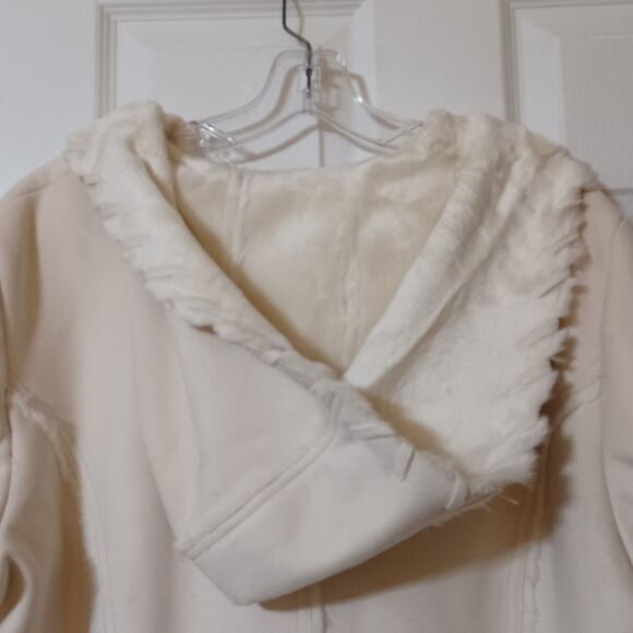NWOT COLDWATER CREEK White Faux Leather & Fur Toggle Midi Hooded Coat, Size L - Picture 7 of 7